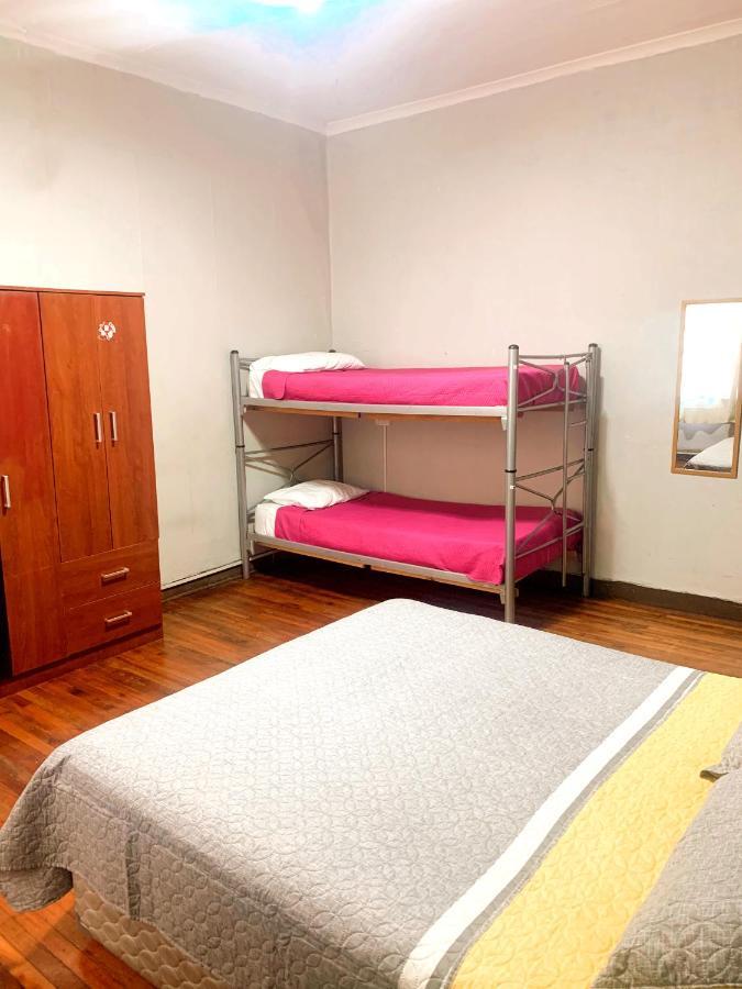 Vina City Hostel Vina del Mar Exterior photo